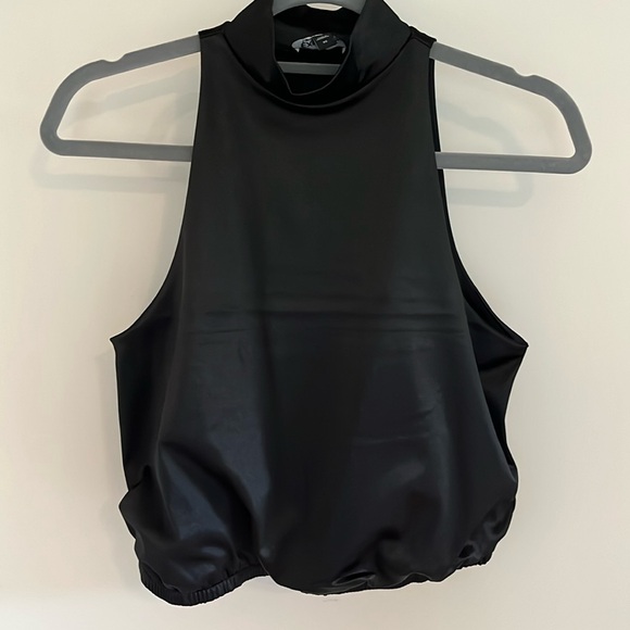 Satin crop blouse - Picture 1 of 3